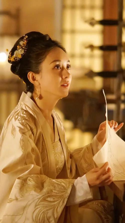 中国职场励志电视剧_职场必看十大励志电视剧_职场励志电视剧排行榜前十名