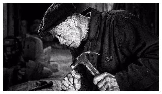 名人职场励志故事_职场名人励志故事及感悟_职场励志名人故事简短