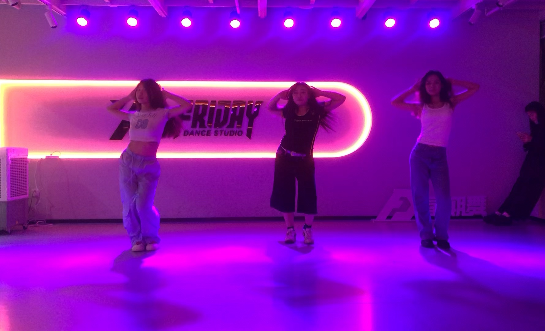 职场励志言情文笔好的小说_职场励志言情小说_职场励志类小说