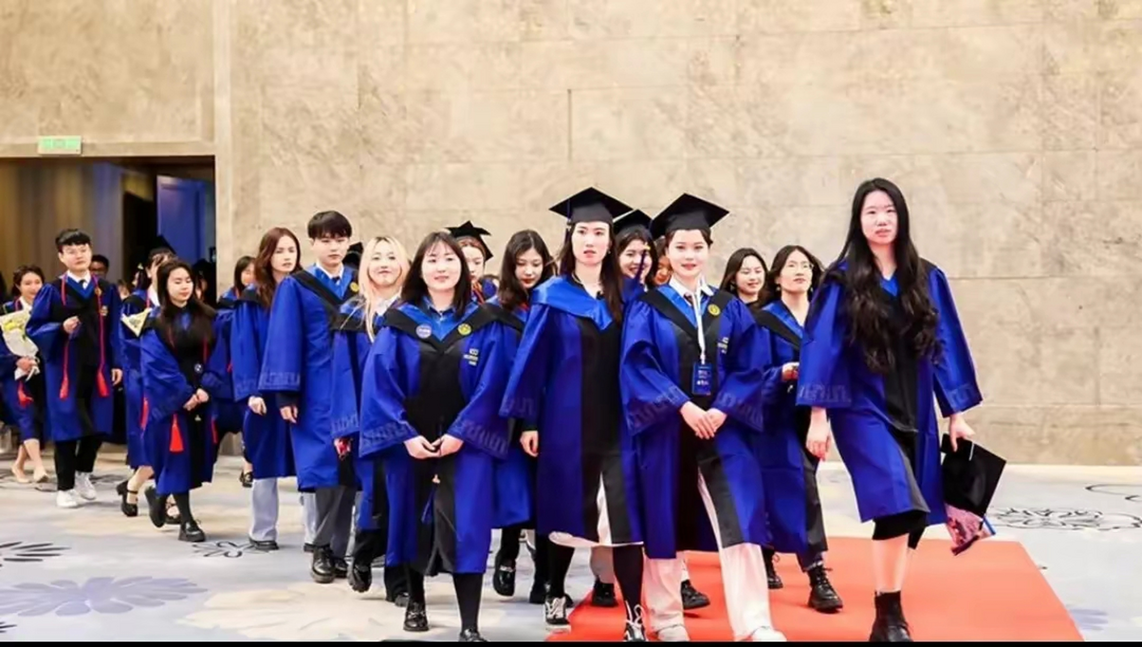 励志电影职场_职场必看十大励志电视剧_励志职场电视剧