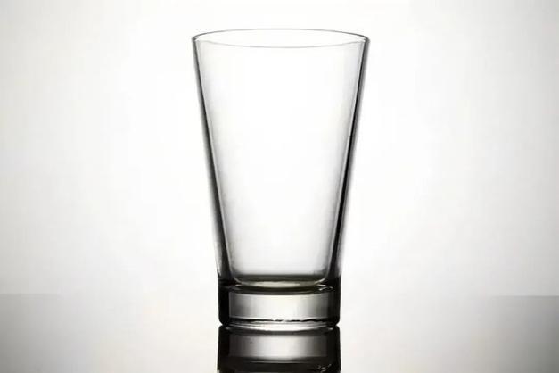 职场励志写文章的作文_写职场的励志文章_职场励志文章精选800字