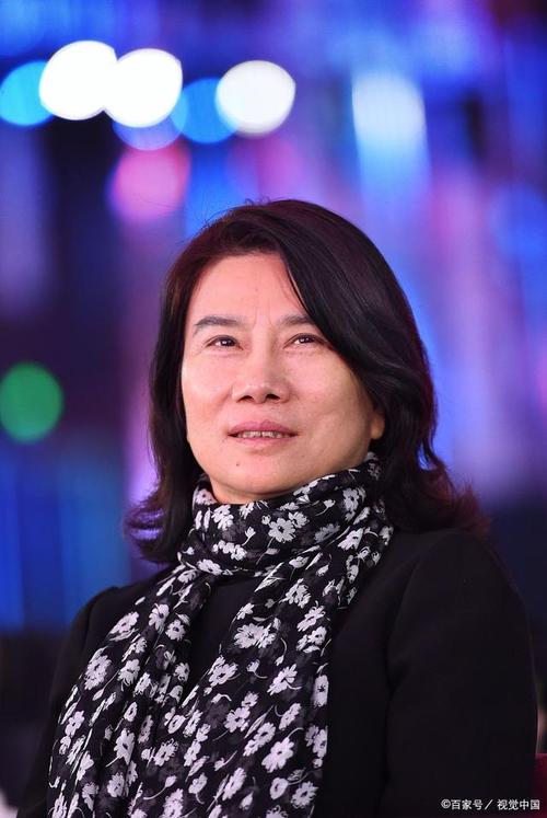 董明珠励志创业故事_职场励志董明珠故事视频_董明珠职场励志故事8则