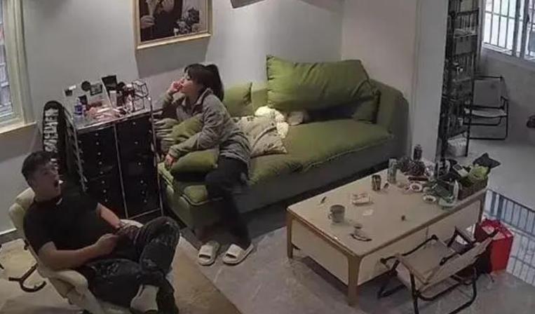 家庭争吵处理经验_2025职场励志小笑话_夫妻相处趣事