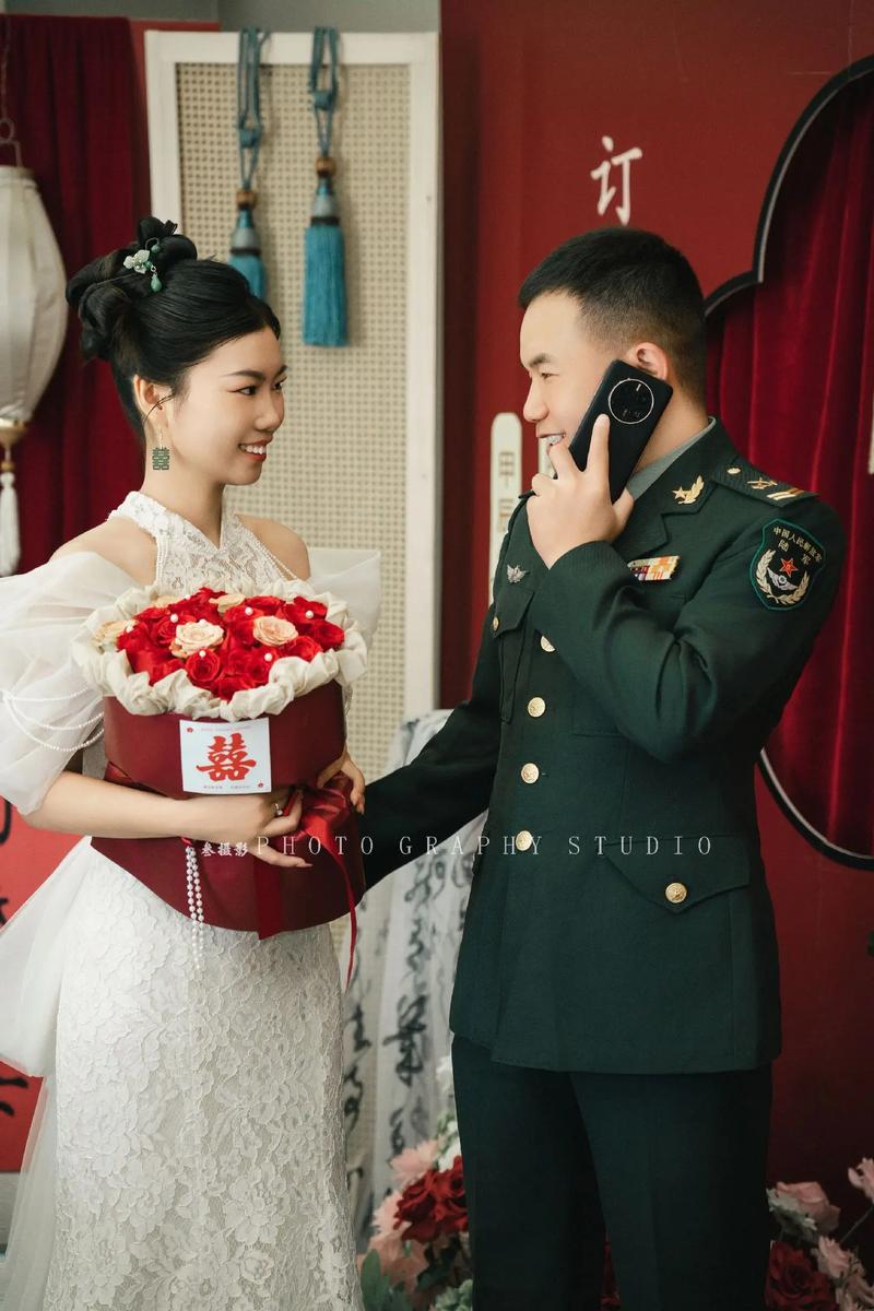 高智商女主_军人摄影师爱情小说_职场励志言情小说