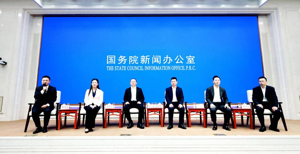 励志职场故事_专精特新之路 工业和信息化领域创新故事 _ 储能行业成本效率极致追求